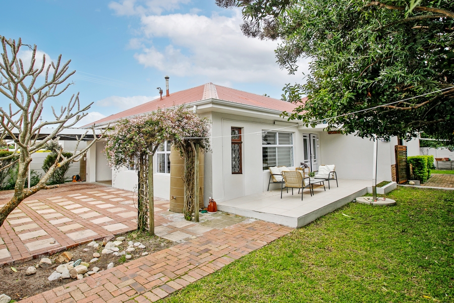 3 Bedroom Property for Sale in Claremont Western Cape